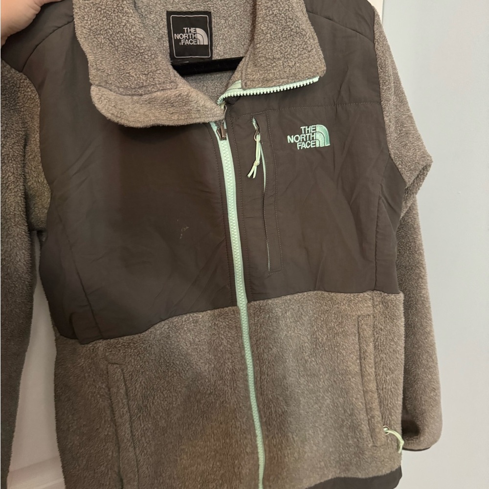 The North Face gray and teal fleece jacket